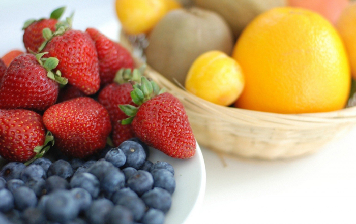 Legătura între culoarea fructelor și animalele care le consumă